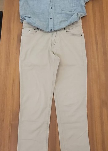 NAUTİCA BEJ PANTOLON VE LEE COOPER GÖMLEK - Görsel 2