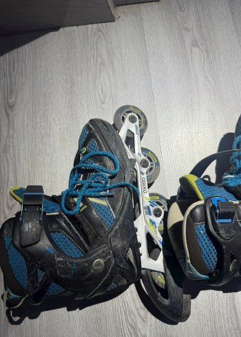 Erkek Mavi Desenli Tokalı Paten - Görsel 3