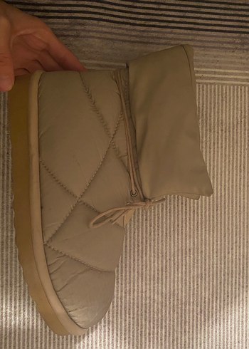 Bej Kadın Bot - Görsel 2