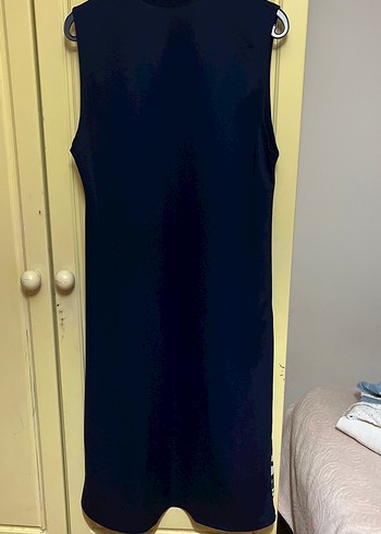 Siyah Baskılı Dökümlü Uzun Elbise - Görsel 3