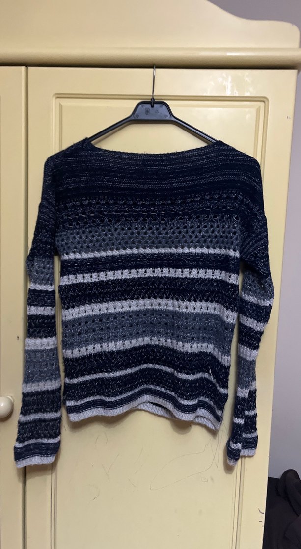 Gri Çizgili Örgü Kadın Kazak - Görsel 3