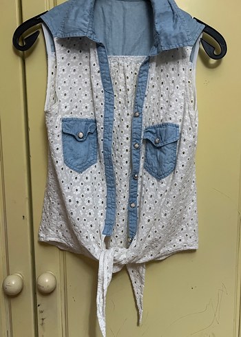 Düğmeli Kot Detaylı Kolsuz Mini Gömlek - Görsel 2