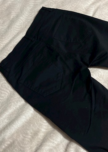 Kadın Siyah Midi Kumaş Pantolon - Görsel 3