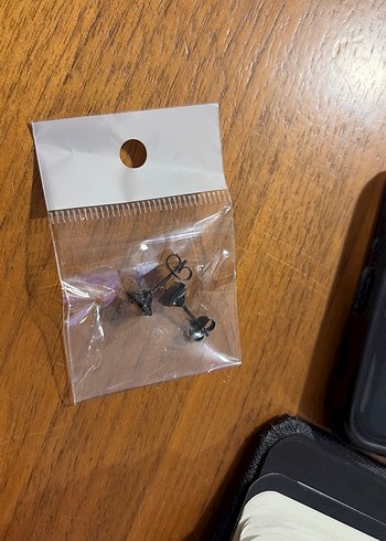 2 çift halka, 1 çift taşlı, bir çift taşsız erkek küpe - Görsel 5