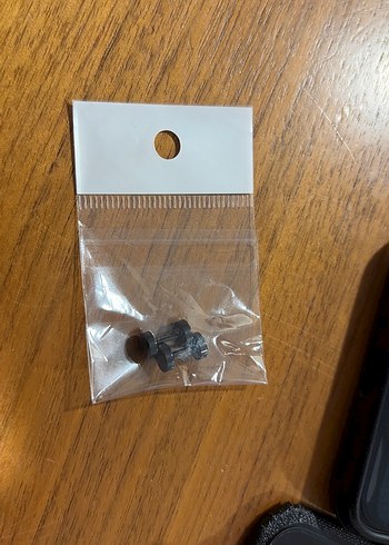 2 çift halka, 1 çift taşlı, bir çift taşsız erkek küpe - Görsel 4