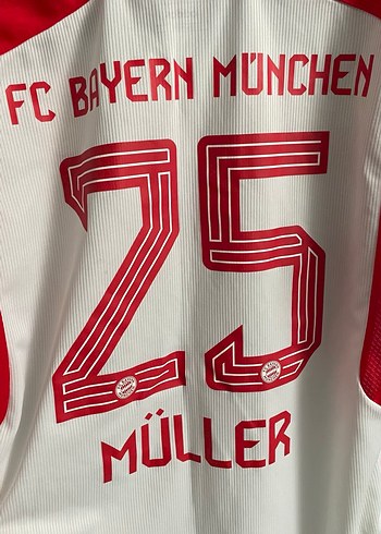 Orijinal Bayern Münih 23-24 Sezonu İç Saha Müller Forması - Görsel 5