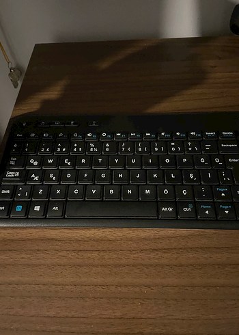 Logitech Siyah Kablosuz USB Girişi Olan Klavye - Görsel 4