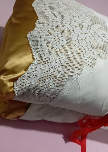 Beyaz Nakışlı Saten Detaylı Yastık - Görsel 2