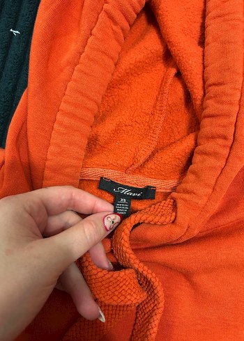 Turuncu Kapüşonlu Kadın Sweatshirt - Görsel 3