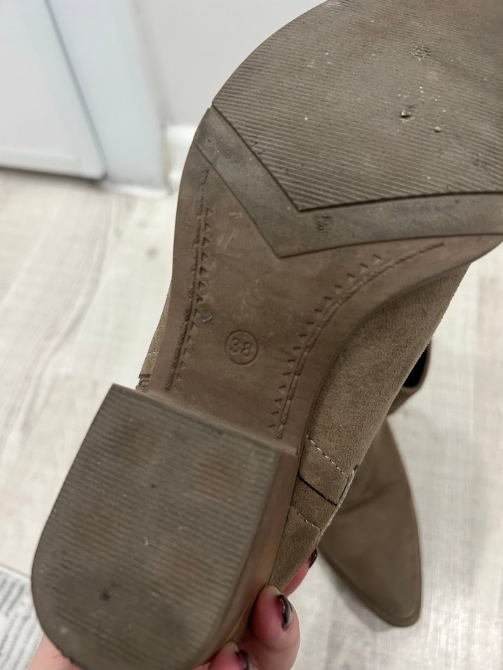 Kahverengi Süet Kadın Dolgu Topuklu Bot - Görsel 3