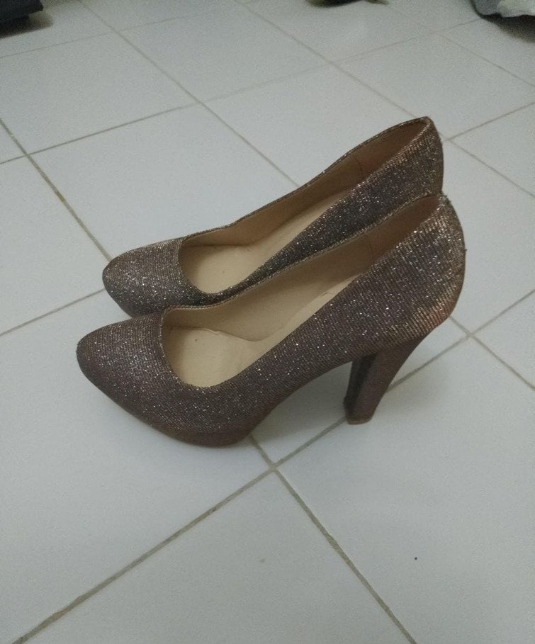 Bej Parlak Yılan Desenli Topuklu Abiye Ayakkabı - Görsel 2