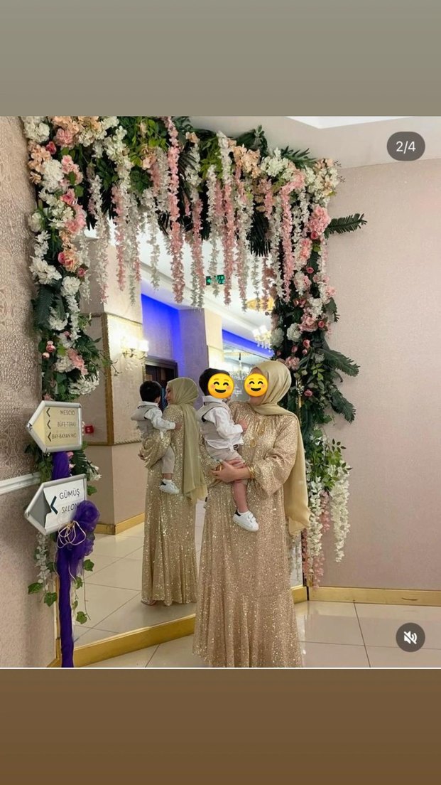 Payet İşlemeli Uzun Drapeli Gold Abiye
40 44 beden arası - Görsel 2