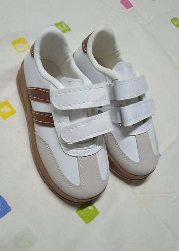 Erkek Bebek Beyaz Cırt Cırtlı İlk Adım Ayakkabısı - Görsel 2