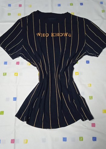 Siyah Piliseli, Kısa Kollu, Baskılı - Görsel 2