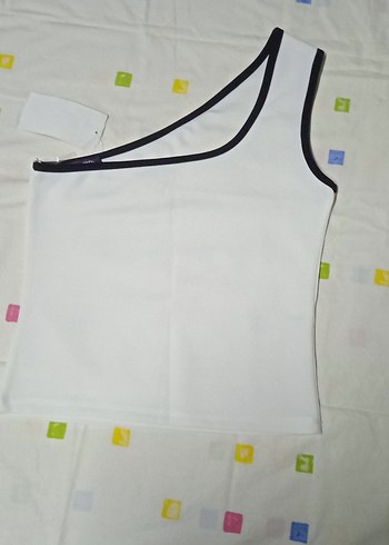 Beyaz Bayan Tek Omuz Atlet - Görsel 3