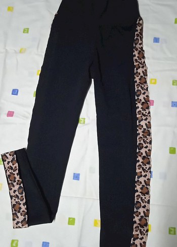 Leopar Desenli Siyah Kadın Tayt - Görsel 4