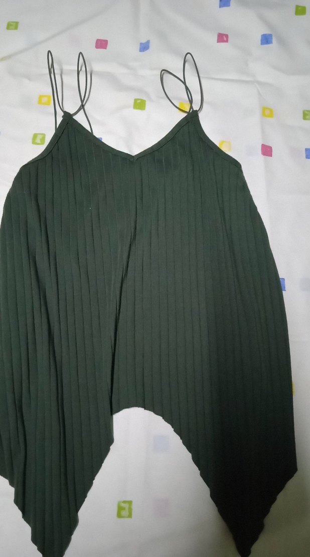 Yeşil Pilili V Yaka Kolsuz Midi Bluz - Görsel 3