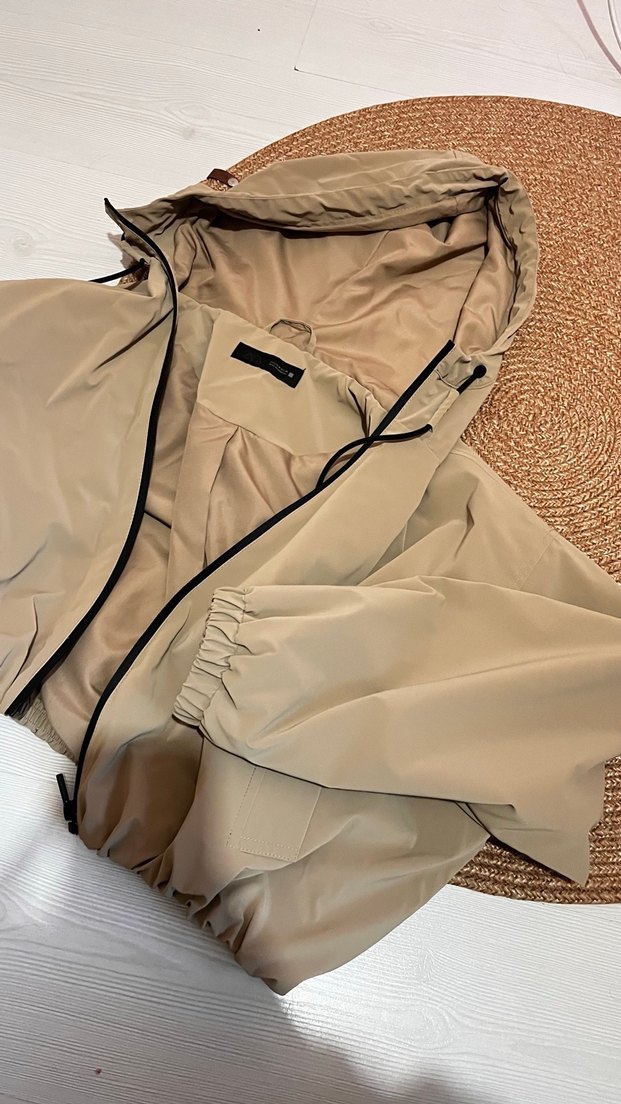 Bej Zara  kadın yağmurluk - Görsel 3