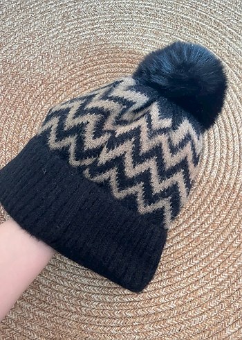 Bohem Tarz Gri Kahverengi Ponponlu Örgü Bere - Görsel 2