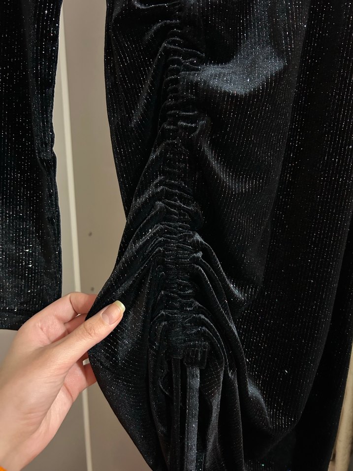 Siyah Drapeli Uzun Kollu Kadın Abiye Elbise - Görsel 4