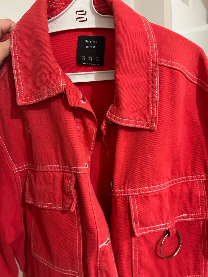 Kırmızı Düğmeli Kadın Denim Ceket - Görsel 2