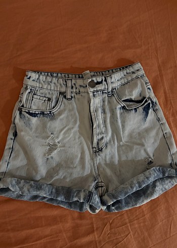 Düğmeli Bağlama Desenli Kadın Kot Şort - Görsel 2