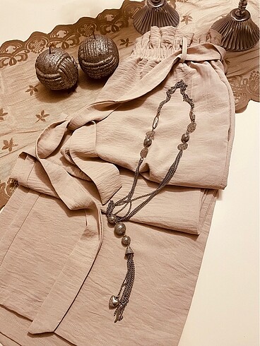 Ambar kuşaklı pantolon