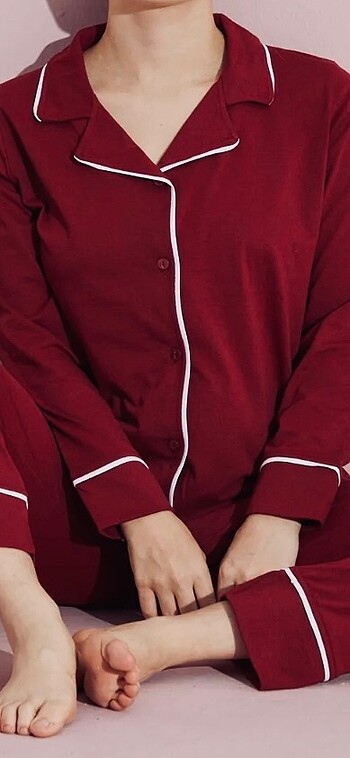 l Beden Siyah inci saten pijama