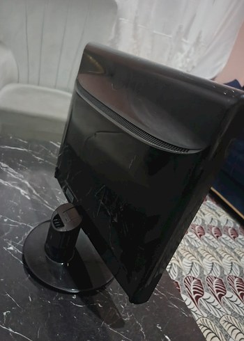 Siyah FLATRONUM Monitör - Görsel 2