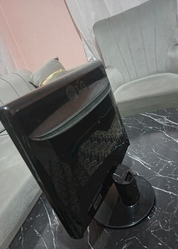 Siyah FLATRONUM Monitör - Görsel 3