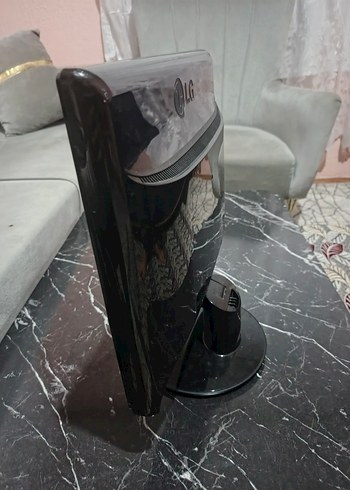 Siyah FLATRONUM Monitör - Görsel 5