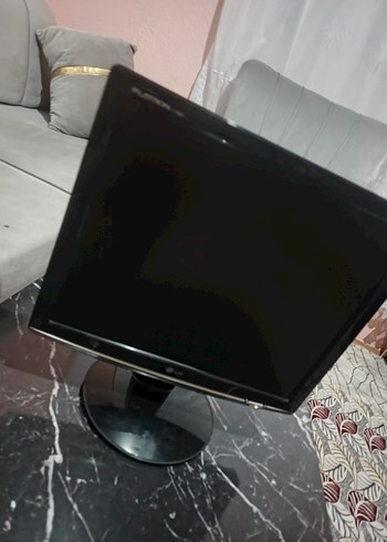 Siyah FLATRONUM Monitör - Görsel 4