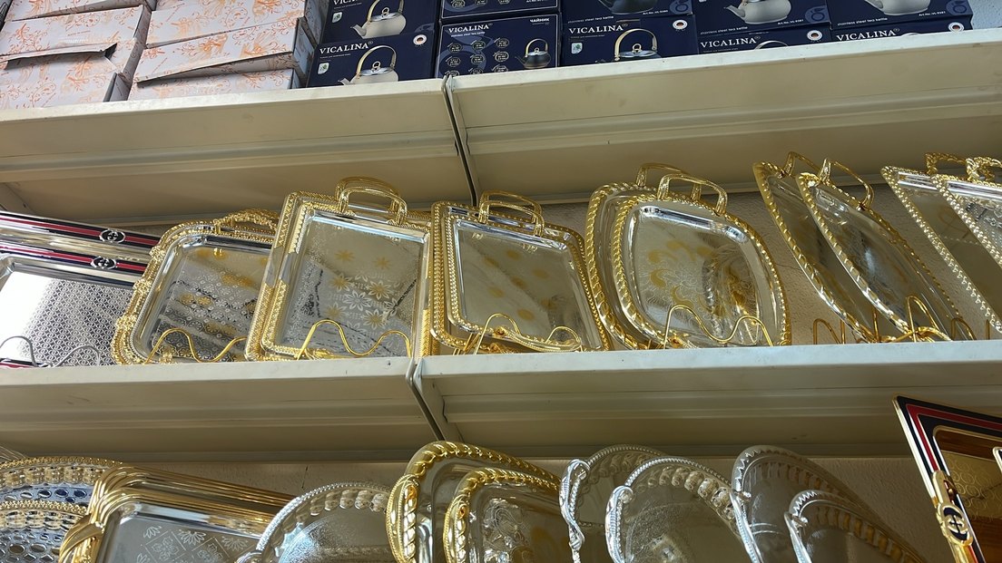 Parlak Altın Renkli Mutfak Tepsisi - Görsel 3