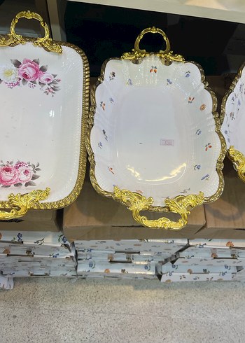 Altın Renkli Çiçek Desenli Porselen Servis Tabağı - Görsel 5