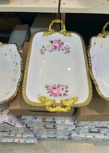 Altın Renkli Çiçek Desenli Porselen Servis Tabağı - Görsel 4