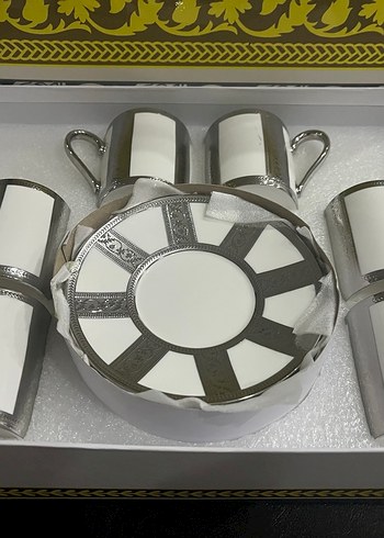 Beyaz ve gri, 6'lı fincan seti ve tabak - Görsel 3