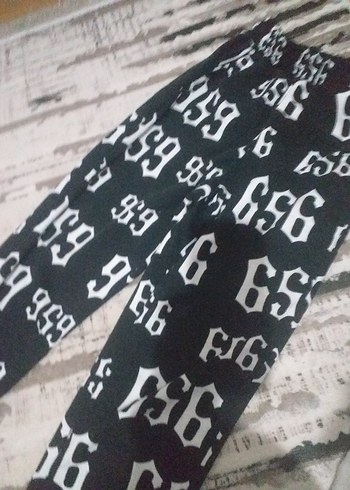 Desenli Siyah Midi cocuk esofman - Görsel 2