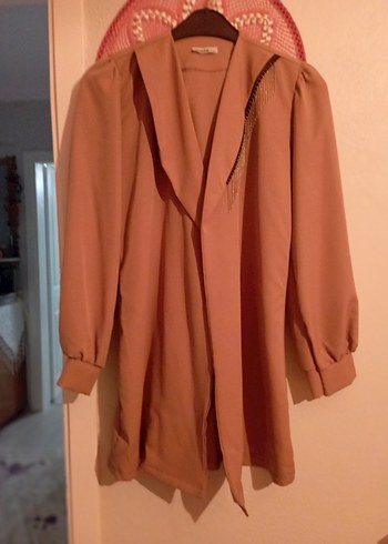 Bej Düğmeli V Yakalı Midi Kadın Kaban - Görsel 2