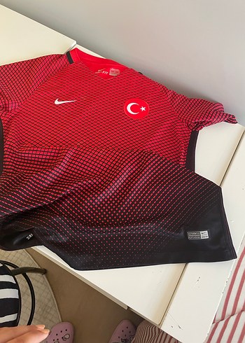 Kırmızı Erkek Bisiklet Yaka Baskılı Tişört - Görsel 2