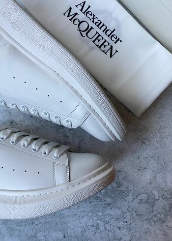 Alexander Mcqueen
36/45 arası - Görsel 2