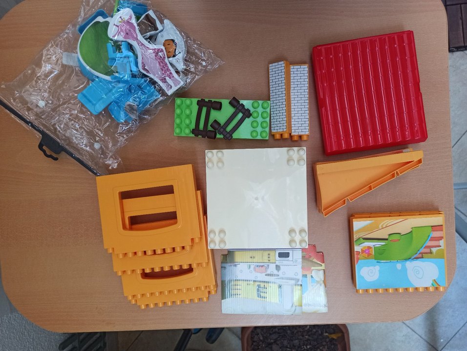 Renkli Oyuncak Pepe Ev Seti - Görsel 4