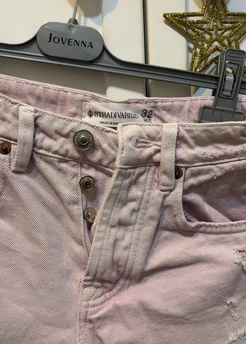Pembe Düğmeli Mini Denim Şort - Görsel 2