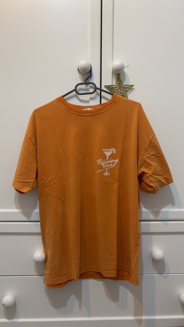 Turuncu Baskılı Kadın Tişört - Görsel 2