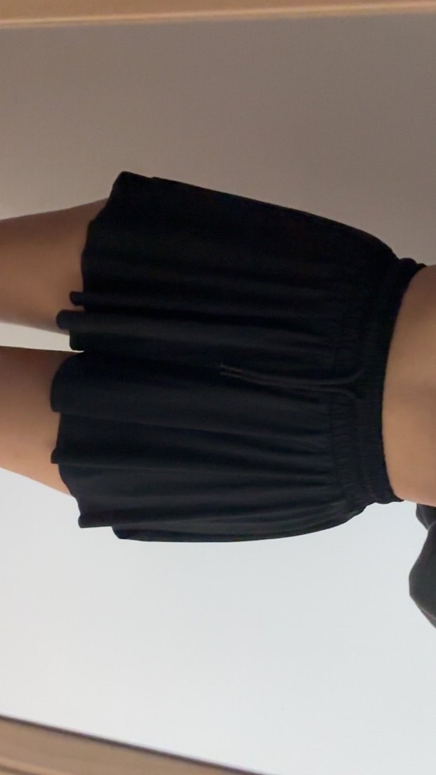 siyah renk etek gorunumlu sort etek - Görsel 4