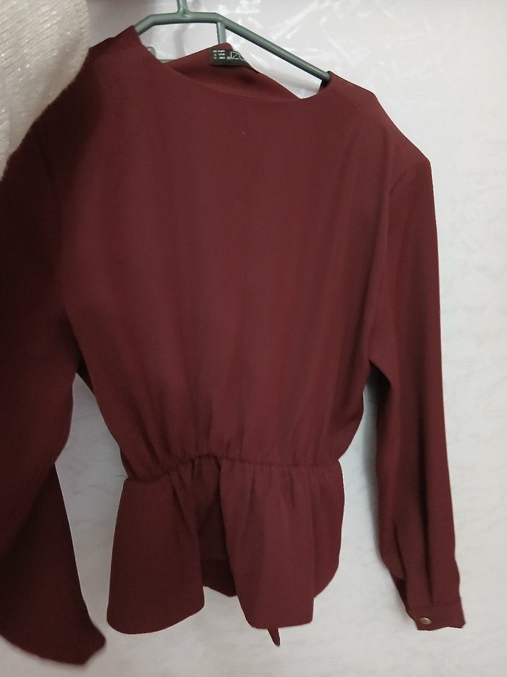 Bordo Drapeli V Yaka Kadın Bluz - Görsel 2