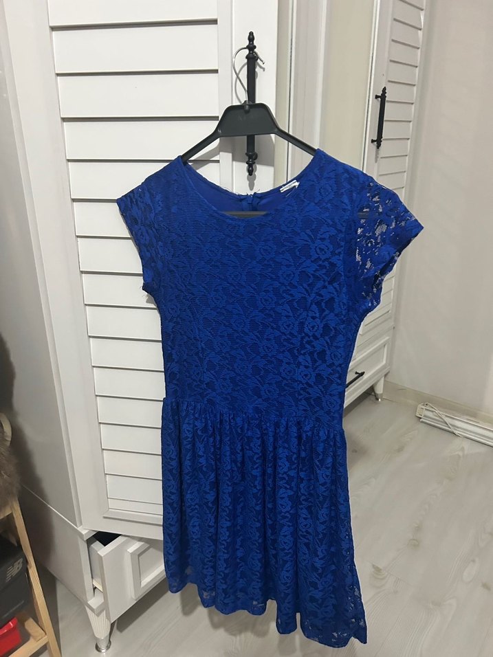 Dantel Detaylı Koyu Mavi Midi Elbise - Görsel 2