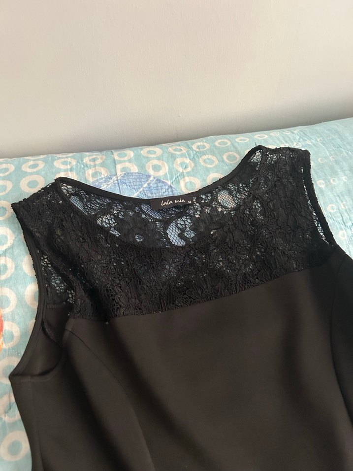 Siyah Dantel Detaylı Midi Elbise - Görsel 2