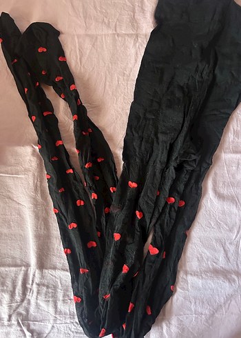 Penti Kırmızı Kalp Desenli Külotlu Çorap - Görsel 2