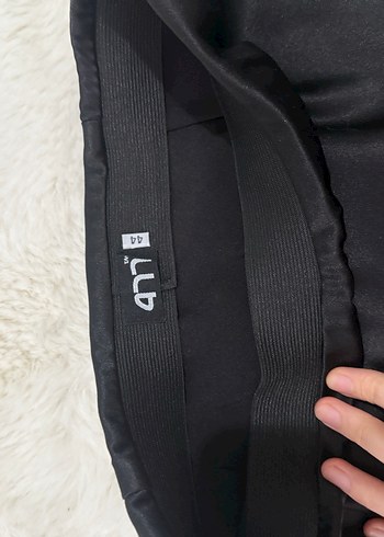 Siyah Midi Etek - Görsel 3