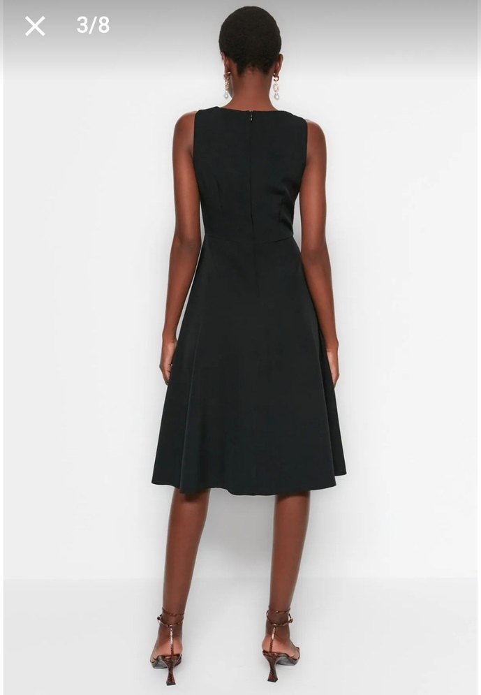 Siyah Midi Kolsuz Pileli Elbise - Görsel 2